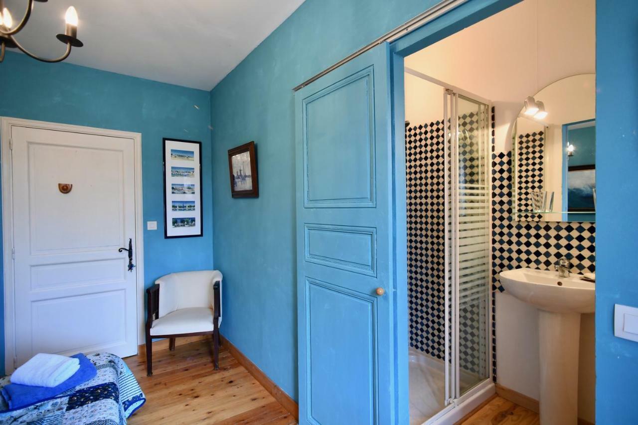 Bed and Breakfast La TULIPE SAUVAGE Bourdeaux Exterior foto