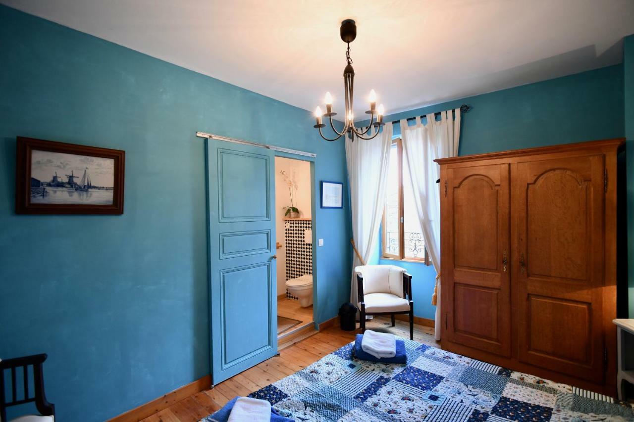 Bed and Breakfast La TULIPE SAUVAGE Bourdeaux Exterior foto